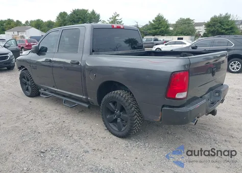 2017 Ram 1500 Express 4X2 5'7 Box z USA, uszkodzony, nr VIN 1C6RR6KT1HS763501